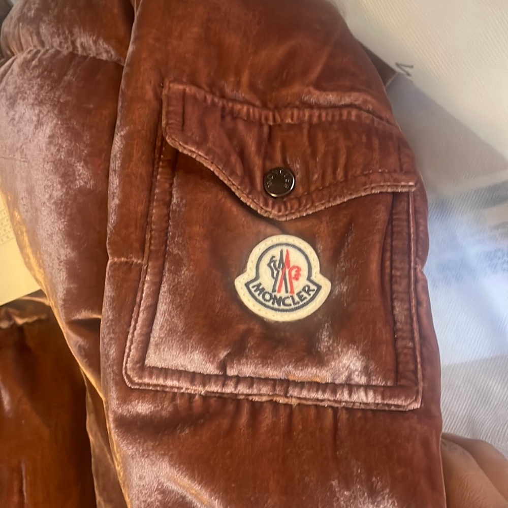 Crushed velvet Moncler  jacket brand new never been worn size Md